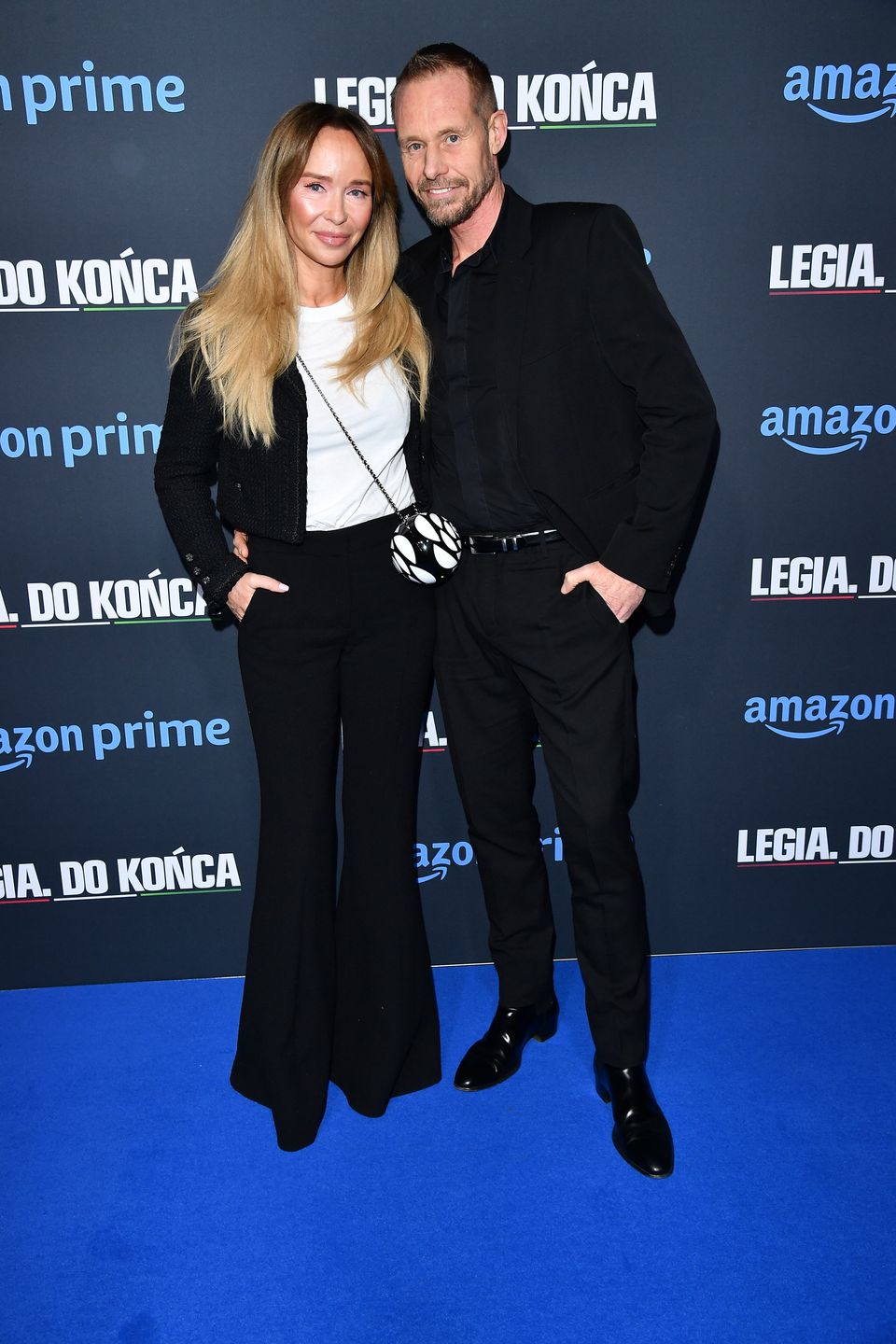 Joanna Przetakiewicz i Rinke Rooyens pozują na premierze serialu