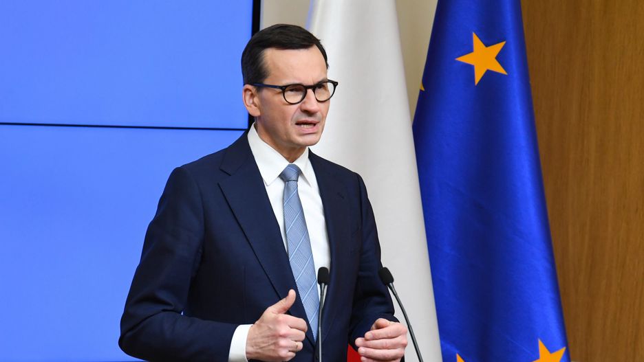Morawiecki o aferze korupcyjnej. "PE się skompromitował"