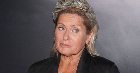 "Kochani, padłam ofiarą oszustów". Ewa Kasprzyk z ważnym oświadczeniem