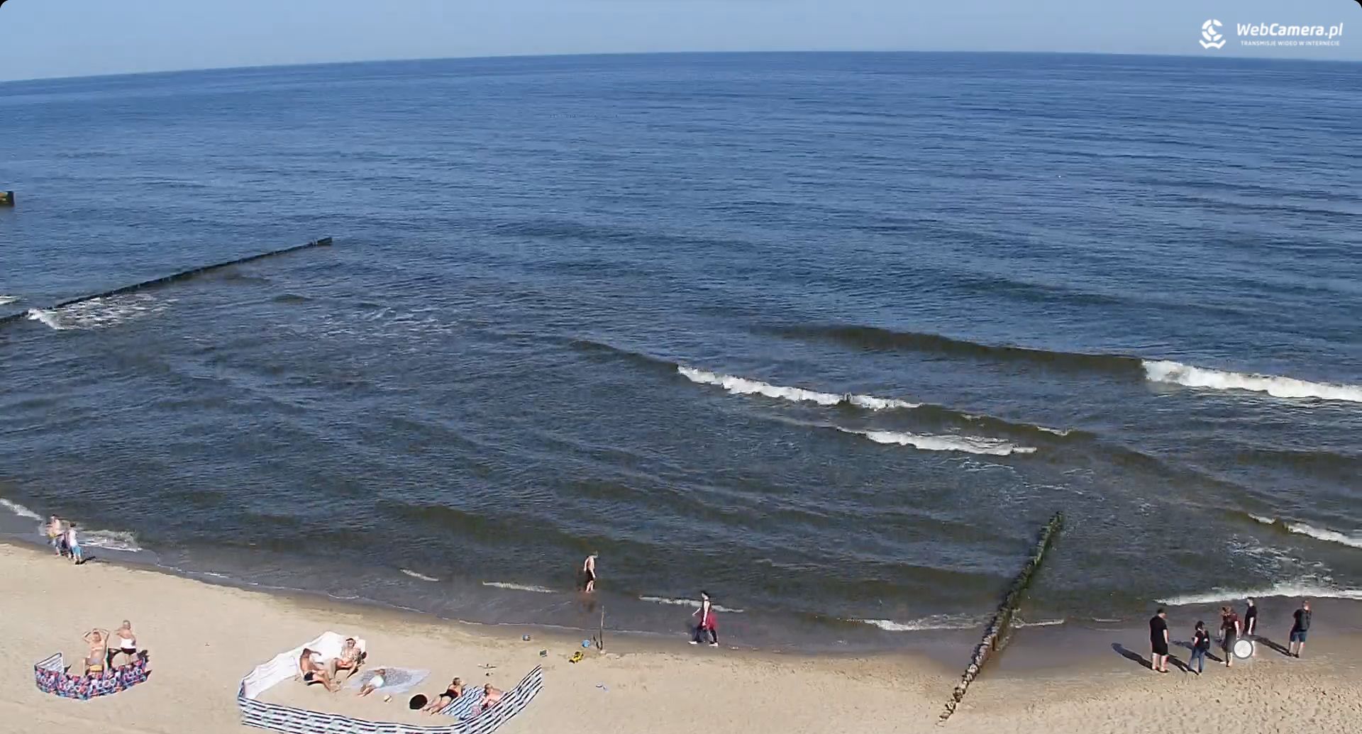 Imponujący parawan na plaży w Rewalu