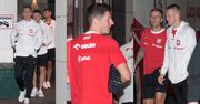 Piłkarze Z NIETĘGIMI MINAMI wracają do hotelu: Lewandowski, Krychowiak, Milik... (ZDJĘCIA)