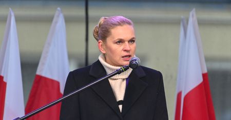Nowacka o nowych wyzwaniach w systemie edukacji. "Szkoła potrzebuje zmian"