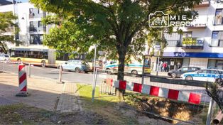 Warszawa: Agresor w autobusie. Spsikał pasażerów gazem, wysiadając pchnął mężczyznę z akordeonem mówiąc “nie będzie mi tu żaden murzyn wchodził do autobusu”
