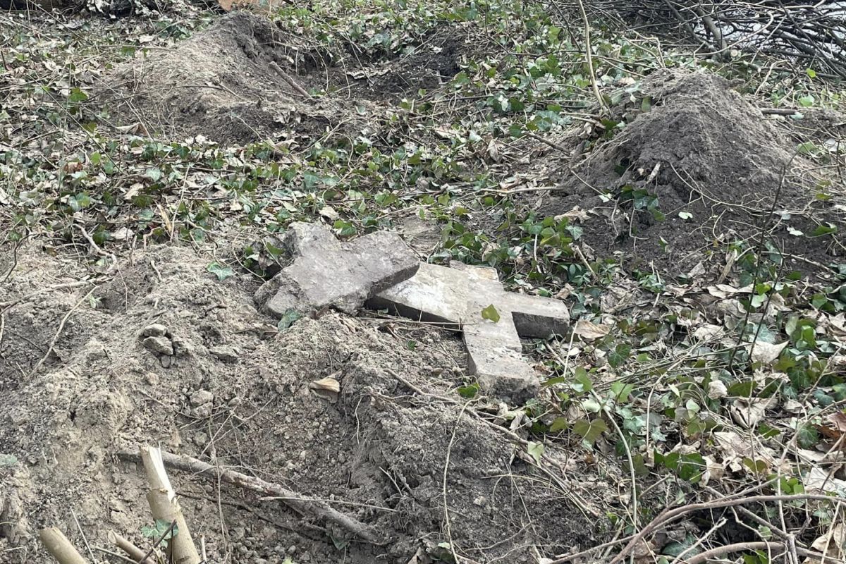 Ukraińcy zniszczyli "polski" cmentarz? Są nowe informacje
