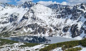 Ślisko i niebezpiecznie w Tatrach. Ostrzeżenie dla turystów