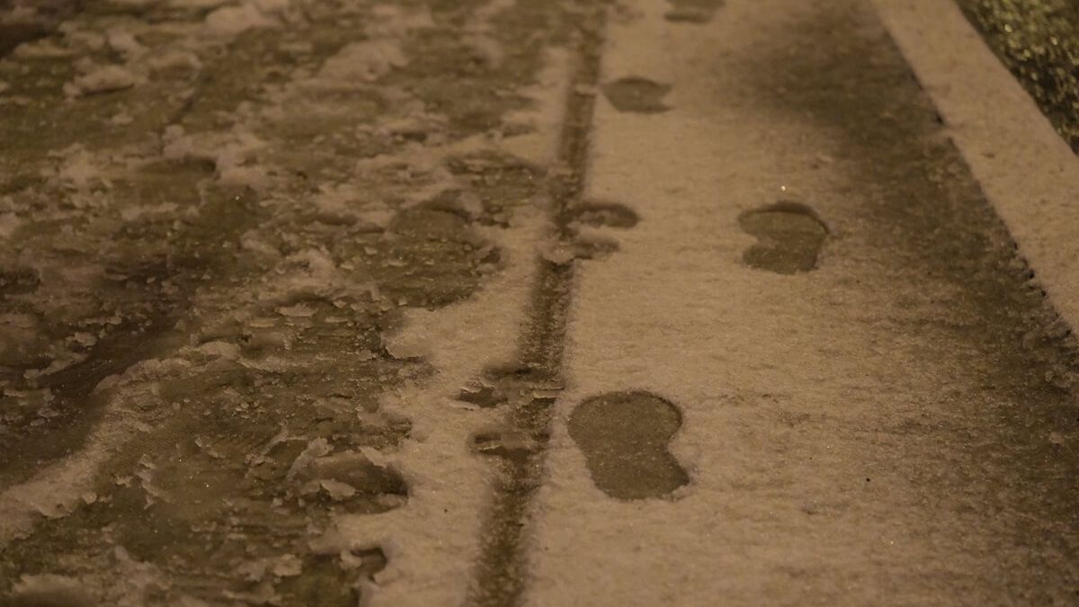 Śnieg i oblodzenie jezdni i chodników