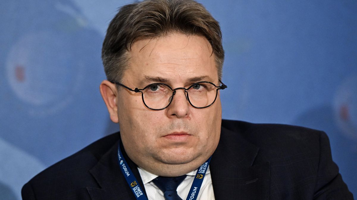 Dr Marcin Wojewódka apeluje do rządu ws. transportu ciężarowego