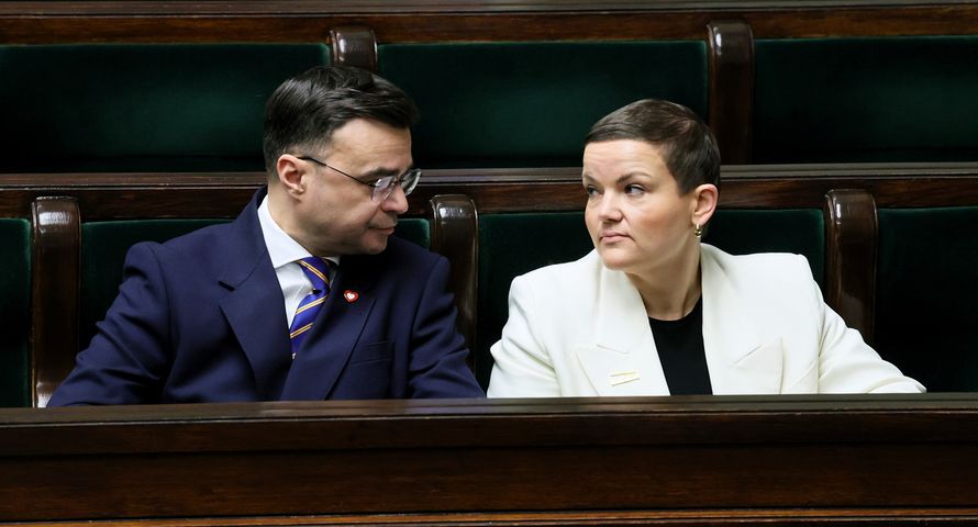 Rząd chce przyjąć ustawę medialną do wakacji. W niej likwidacja Rady Mediów Narodowych i prasy samorządowców