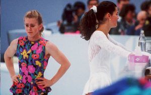 Tony Harding (z lewej) i Nancy Kerrigan źródło: time.com