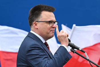 Pogubiony Hołownia. Być może popełnił największy błąd [OPINIA]