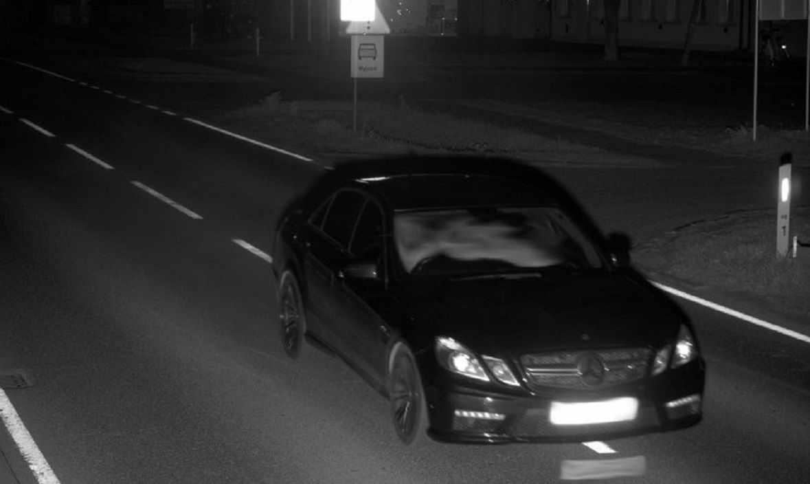 Grozi mu więzienie. Przekroczył prędkość o 174 km/h