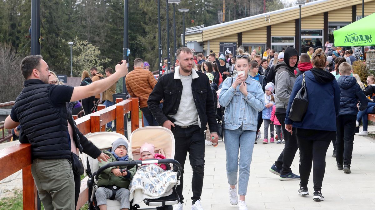 Grzegorz Momot
d�ugi, g�ry, Guba��wka, majowy, maj�wka, Podhale, tatry, tatry zachodnie, turystyka, weekend, wypoczynek