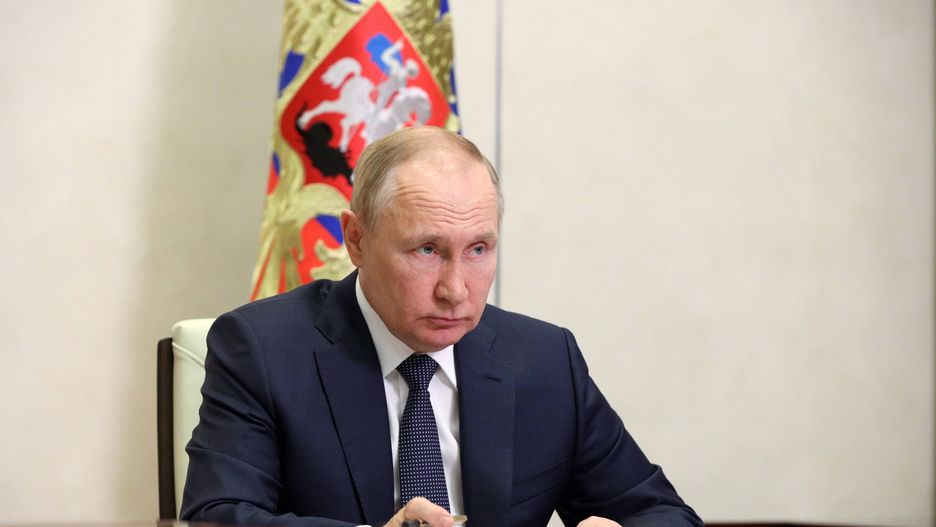 Russian President Putin attends Council for Strategic Development and National Projects
epa10077662 Russian President Vladimir Putin chairs a meeting of the Council for Strategic Development and National Projects via a video conference at the Novo-Ogaryovo state residence, outside Moscow, Russia, 18 July 2022.  EPA/MIKHAEL KLIMENTYEV/SPUTNIK/KREMLIN POOL MANDATORY CREDIT 
Dostawca: PAP/EPA.
MIKHAEL KLIMENTYEV/SPUTNIK/KREMLIN POOL