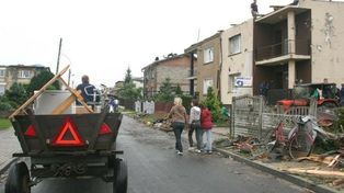 Śląskie: 17 lat temu przeszła niszczycielska trąba powietrzna