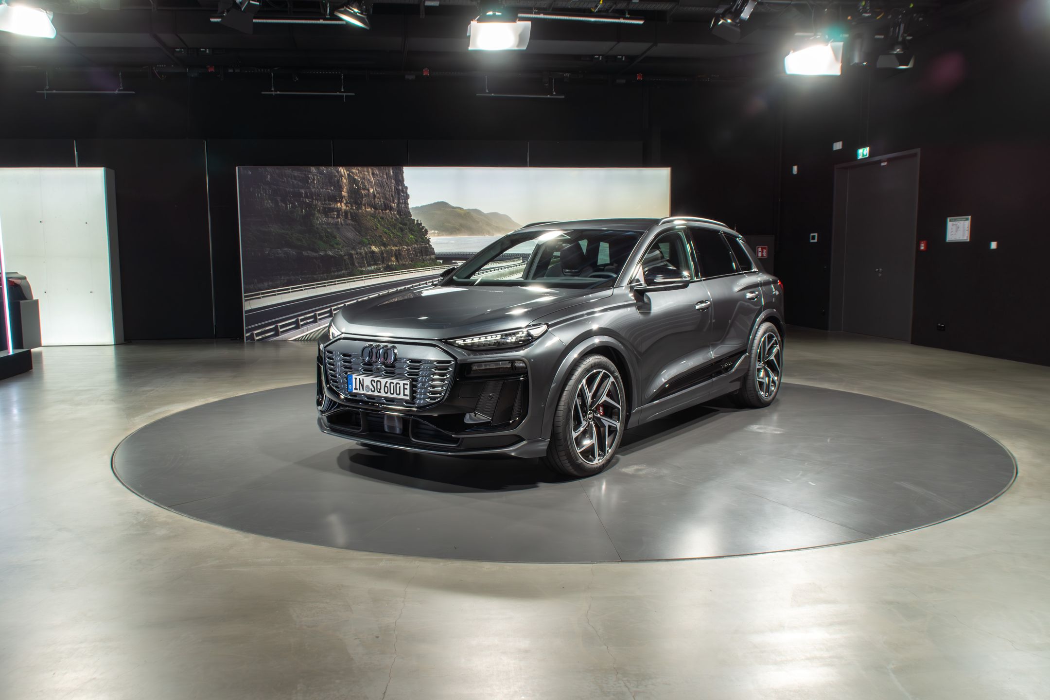 Audi Q6 e-tron