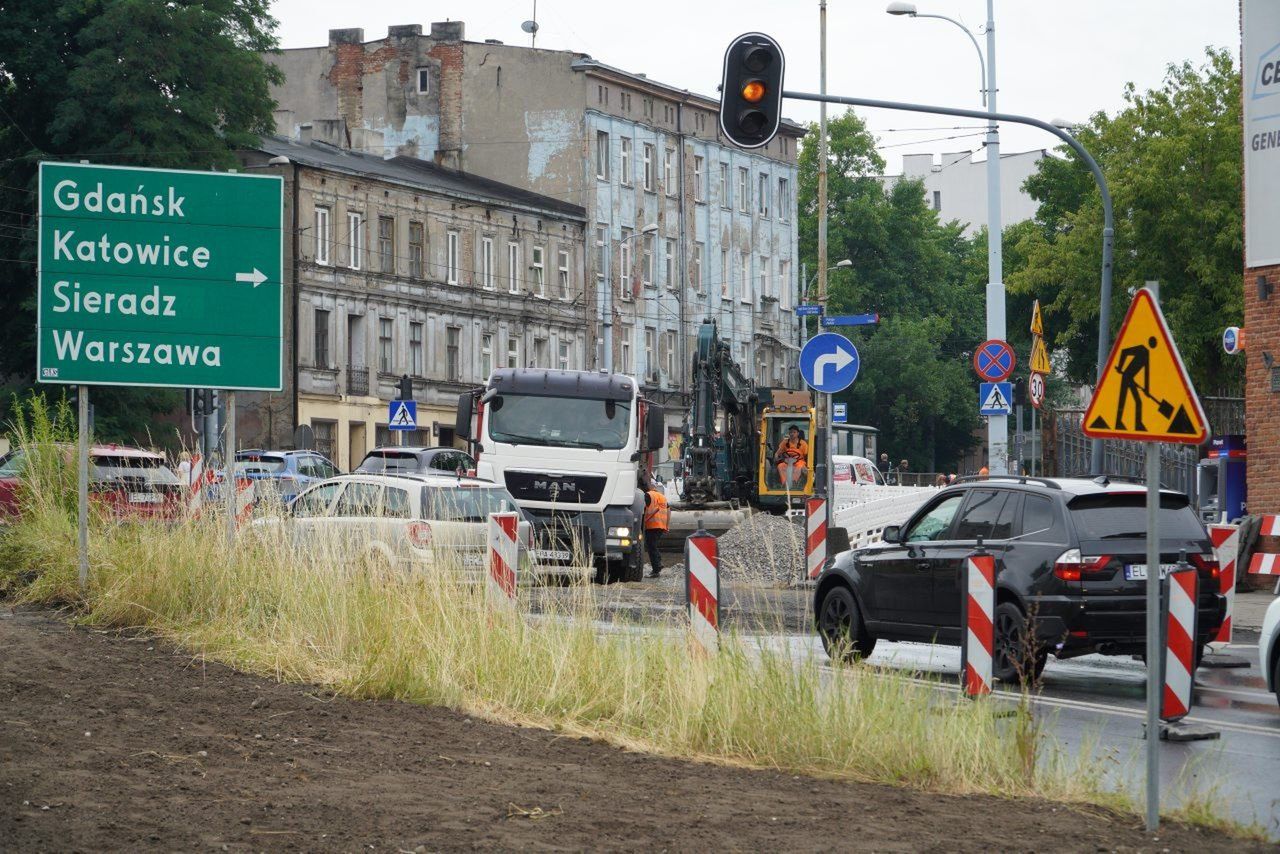 Sytuacja na Pabianickiej przy Wólczańskiej w poniedziałek 7 lipca nie była różowa...