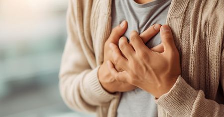 Cholesterol rośnie po cichu. Pierwsze symptomy łatwo przeoczyć