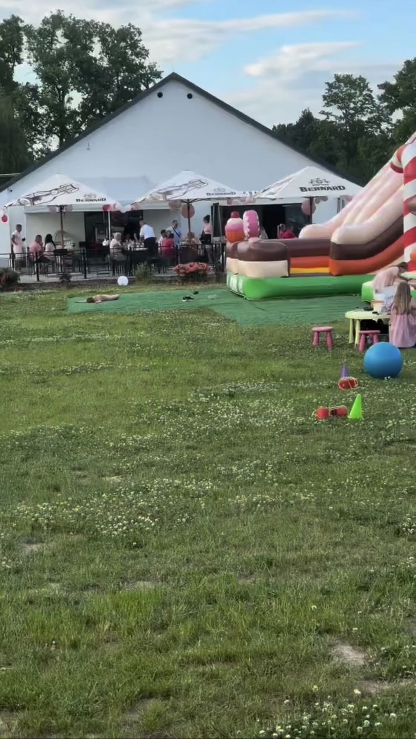 "Różowe" baby shower Oli Tomali