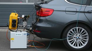 Unia robi krok w tył. Przyznają, że przepisy o CO2 były błędem