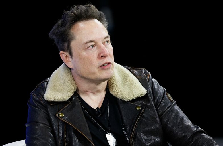 Coraz silniejsze naciski na koncern Elona Muska. Mnożą się problemy Tesli
