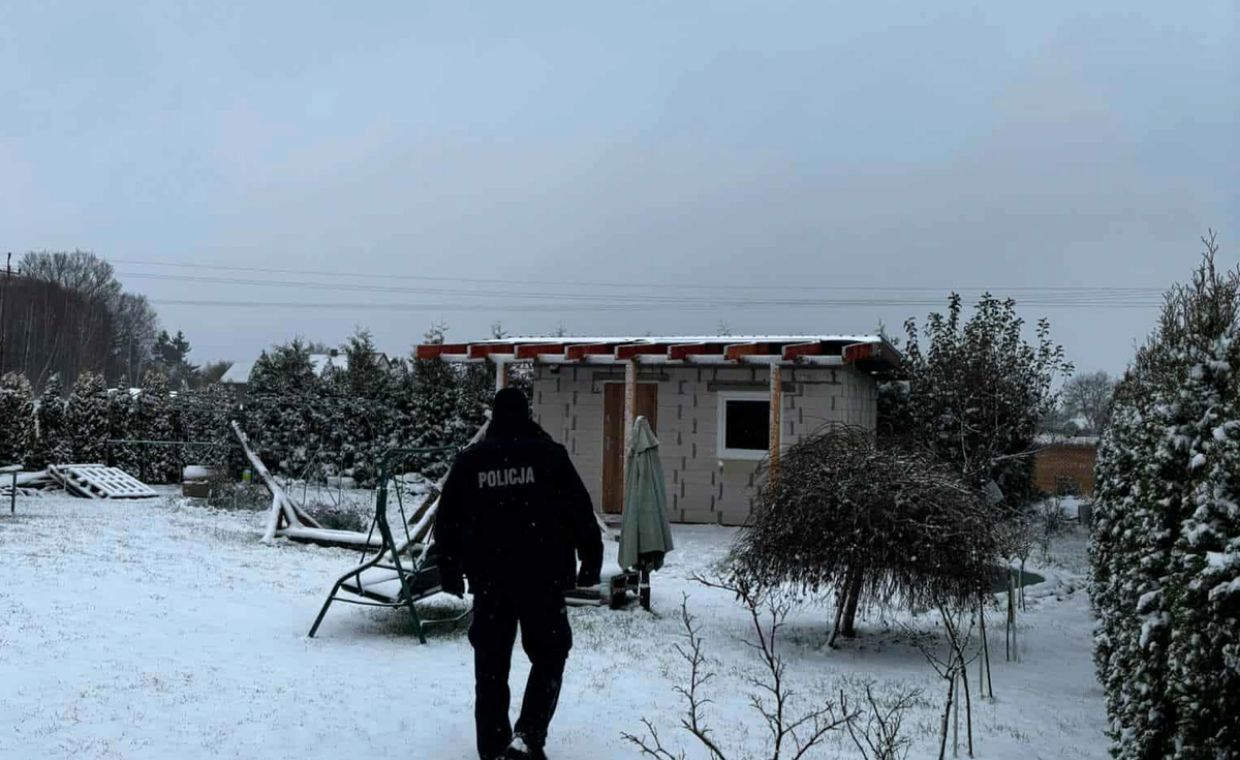 wiadomości,aktualności,WP Wiadomości Mróz na Warmii i Mazurach. Apel policji po ujawnieniu zwłok w śniegu