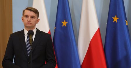 Współpracownik Morawieckiego od afery mailowej z nową posadą w Legii. Klub dostał milion od premiera