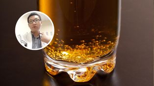 Neurolog zdradza, czego nie pije. "Skutkiem wysokie ciśnienie, kołatania serca, bezsenność, lęk"