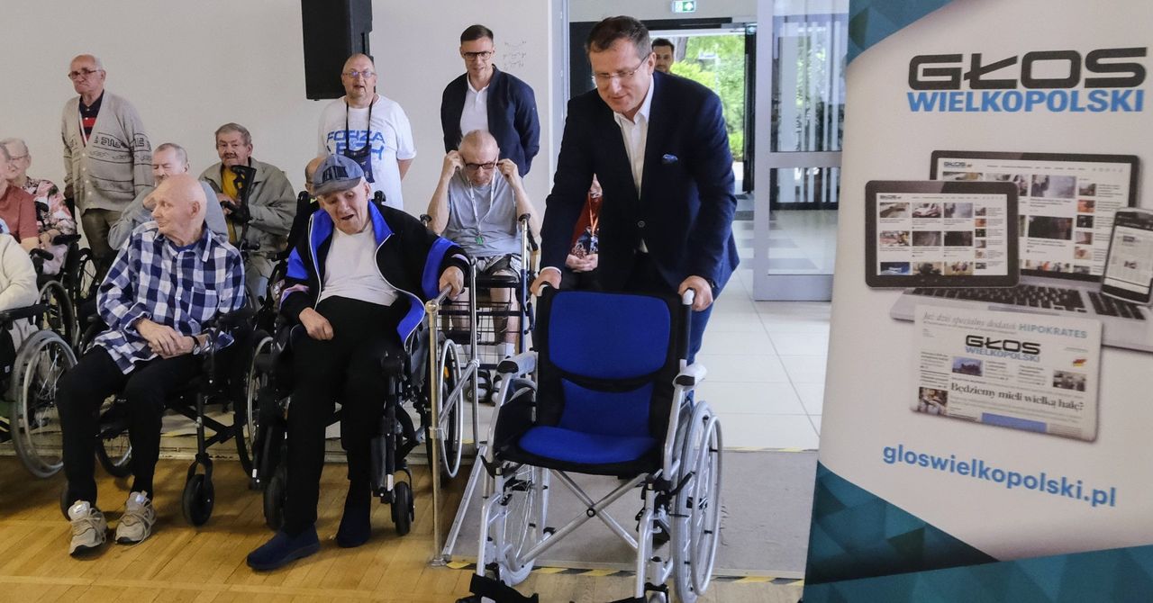 Przekazaliśmy wózki inwalidzkie do DPS-u w Poznaniu. "Chodzi o to, żeby się jednoczyć"