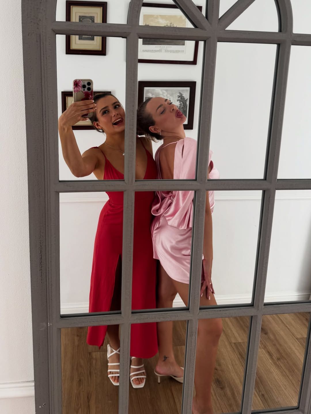 Gąsiewska wyjaśniła fana, który skrytykował jej komunijny "look"