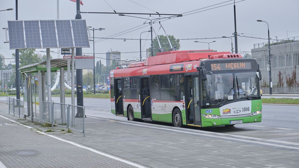 Trolejbus na linii 154