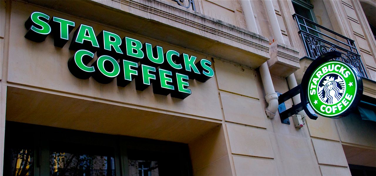 Starbucks będzie filtrować Wi-Fi w swoich restauracjach. Na celowniku – pedofile