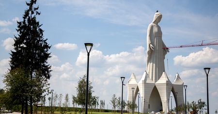 Najwyższy w Europie pomnik Matki Bożej pod Toruniem. Wkrótce otwarcie