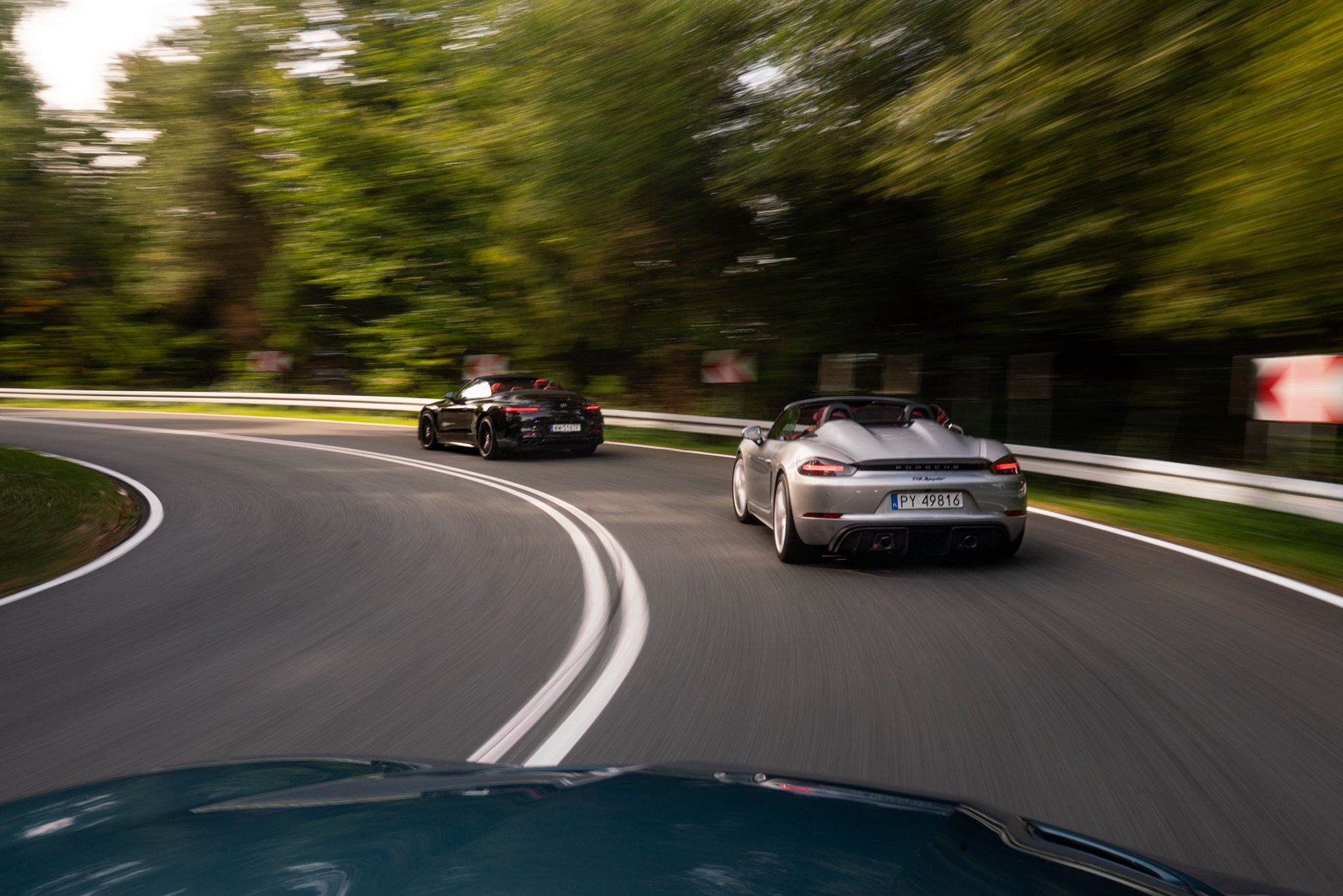Porsche 718 Spyder vs. Mercedes-AMG SL 63 vs. Jaguar F-Type P450 