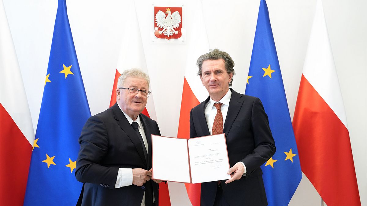 Dariusz Rohde (po prawej) został ponownie prezesem KRUS