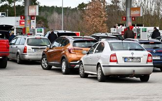 W Polsce zabraknie paliw? "Tylko na skutek paniki"