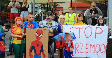 "Spiderman" z Koszalina zmarł po pobiciu. Nowe ustalenia ws. śmierci społecznika