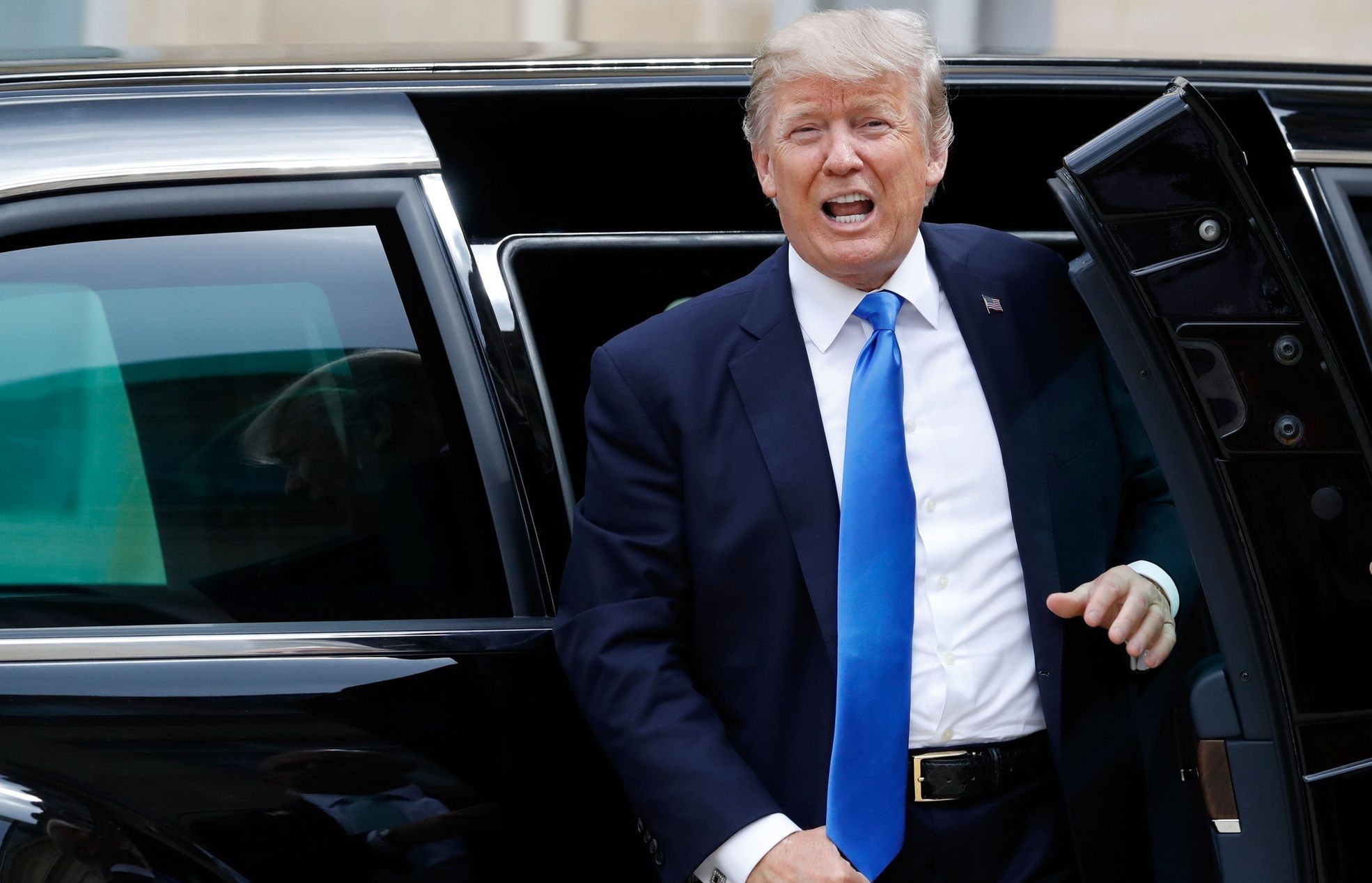 Respekt - to pierwsze słowo, które ciśnie się na usta, kiedy widzimy Donalda Trumpa w  "Bestii". Nie chodzi tylko o bezpieczeństwo