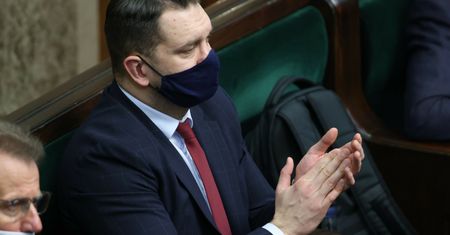 Sprawa Łukasza Mejzy. Fałszywy doktorat, wiceminister i wielkie pieniądze