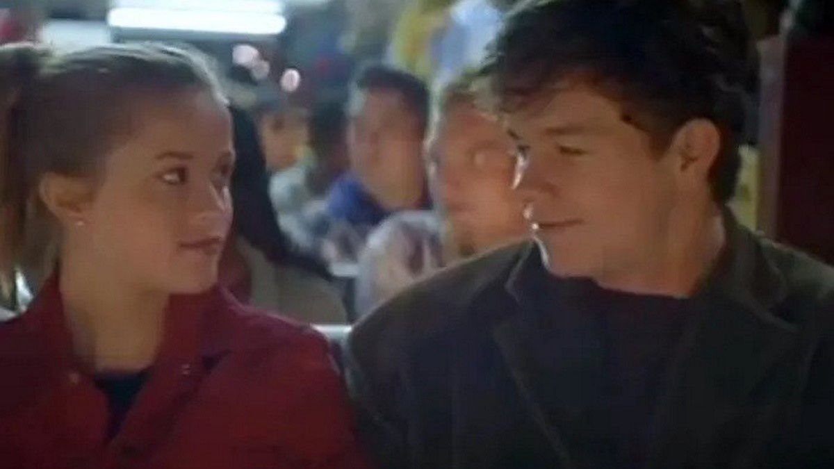 Kadr z filmu "Strach" z Reese Witherspoon i Markiem Wahlbergiem