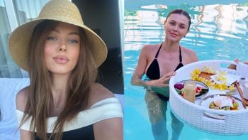 Odziana w czarne bikini Joanna Opozda relacjonuje wczasy na Balii i pałaszuje śniadanie w basenie