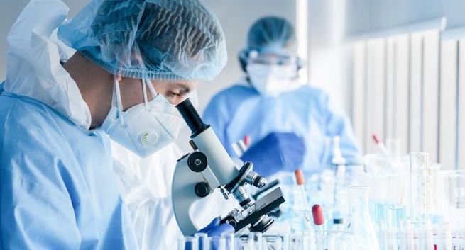 Prof. Aleksander Welfe: polscy naukowcy wydają miliony złotych na publikowanie w pismach, które naukowe są tylko z nazwy