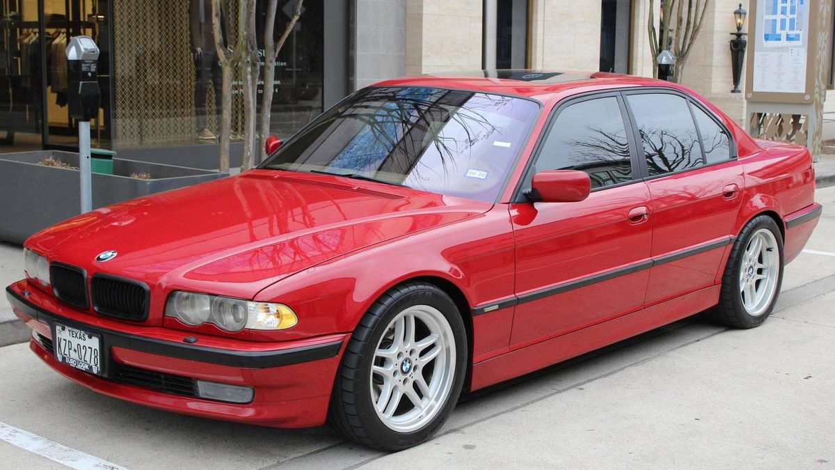 Nadwozie wygląda niepozornie, ale skrywa naprawdę ciekawy napęd.