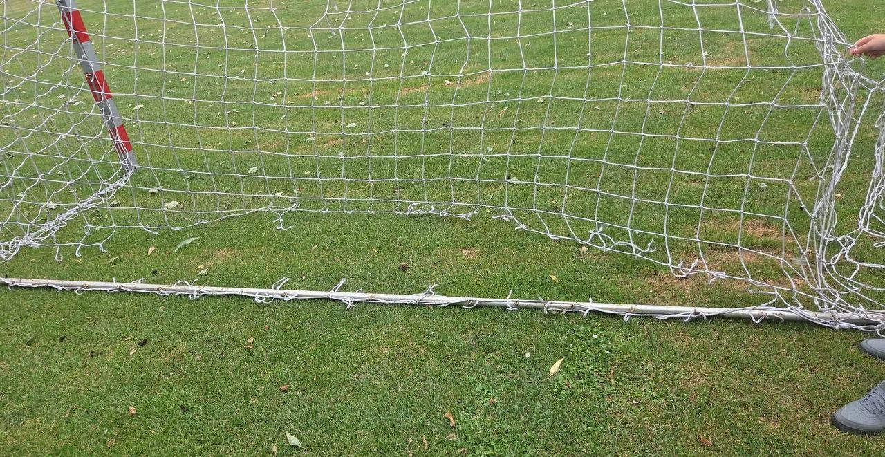 Wandalizm na stadionie ULKS Ciółkowo. Klub informuje o kolejnych zniszczeniach