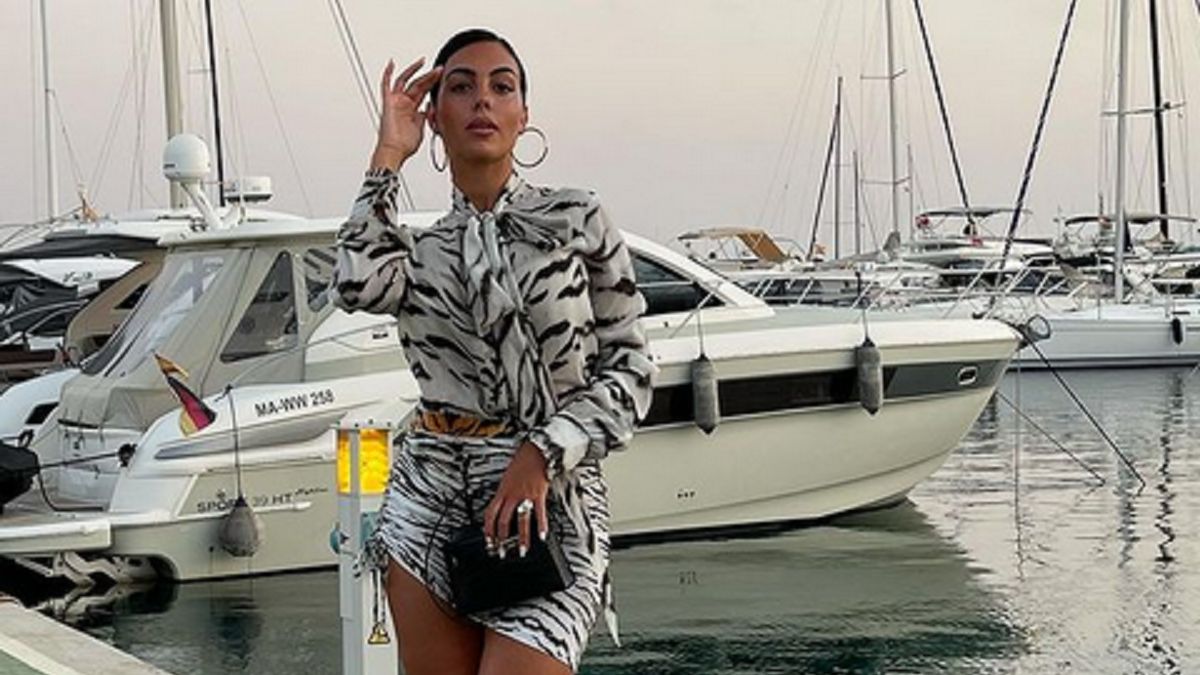 Lubią żyć w luksusie. Partnerka Ronaldo pozuje na jachcie (foto Instagran)