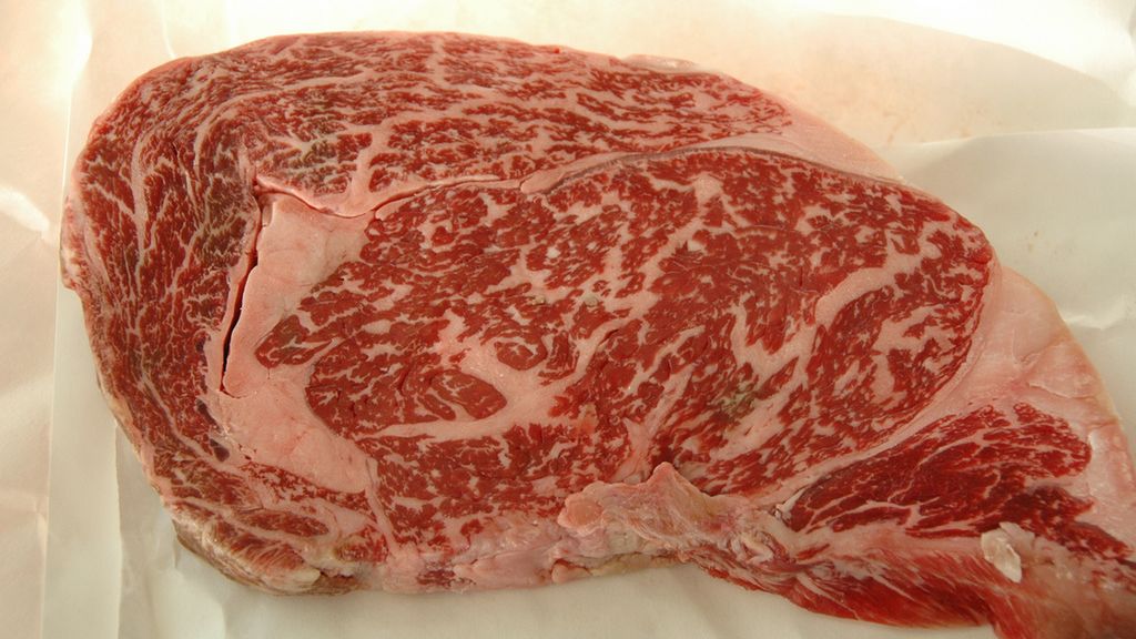 Surowy tłuszcz z cielęciny australijskiej