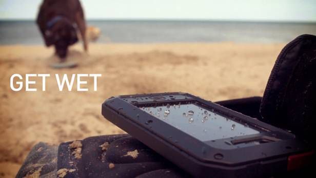 Rosomak dla iPhone’a. Z pancerną obudową TAKTIK telefon będzie niezniszczalny 3