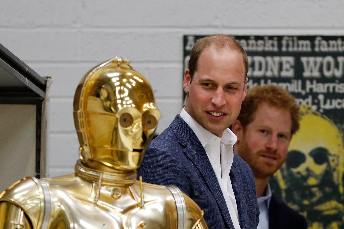 Harry i William poczuli Moc. Brytyjscy książęta dołączyli do obsady filmu "Gwiezdne wojny: Ostatni Jedi"