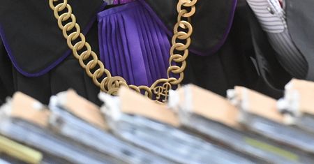Sąd podjął decyzję. Policjant podejrzany o gwałt zostaje w areszcie