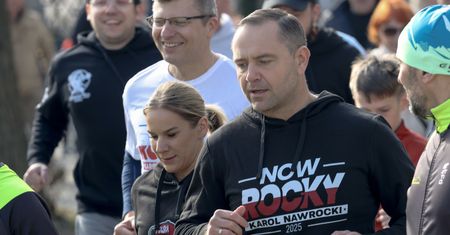 Kto zarabia na Nowrocky? Media: Tropy wiodą do klubu bokserskiego