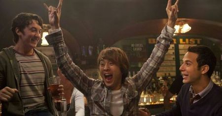 ''21 and Over'': Twórcy "Kac Vegas" świętują 21. urodziny [wideo]
